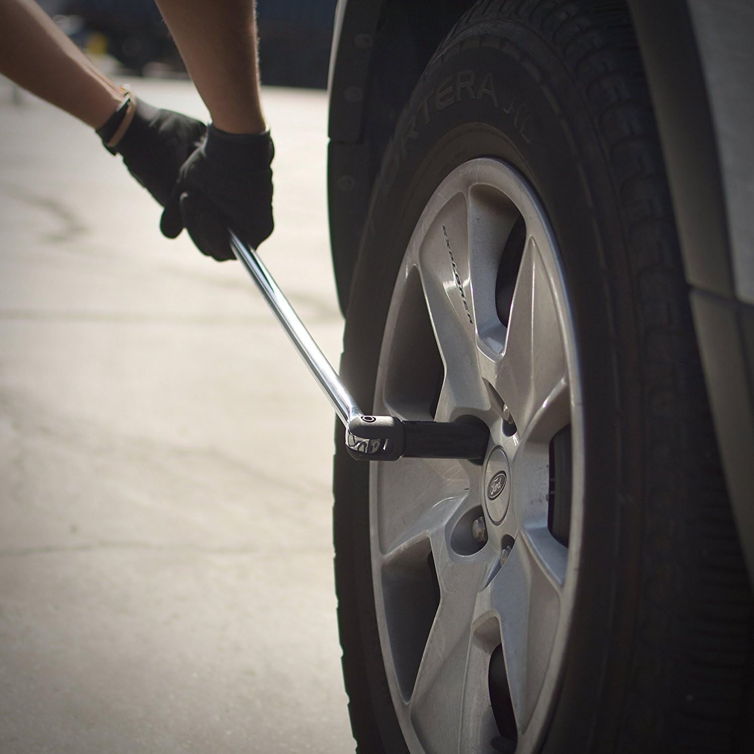 3/8"-Drive Premium Breaker Bar, 15 Inches Long, Nut Breaker Bar