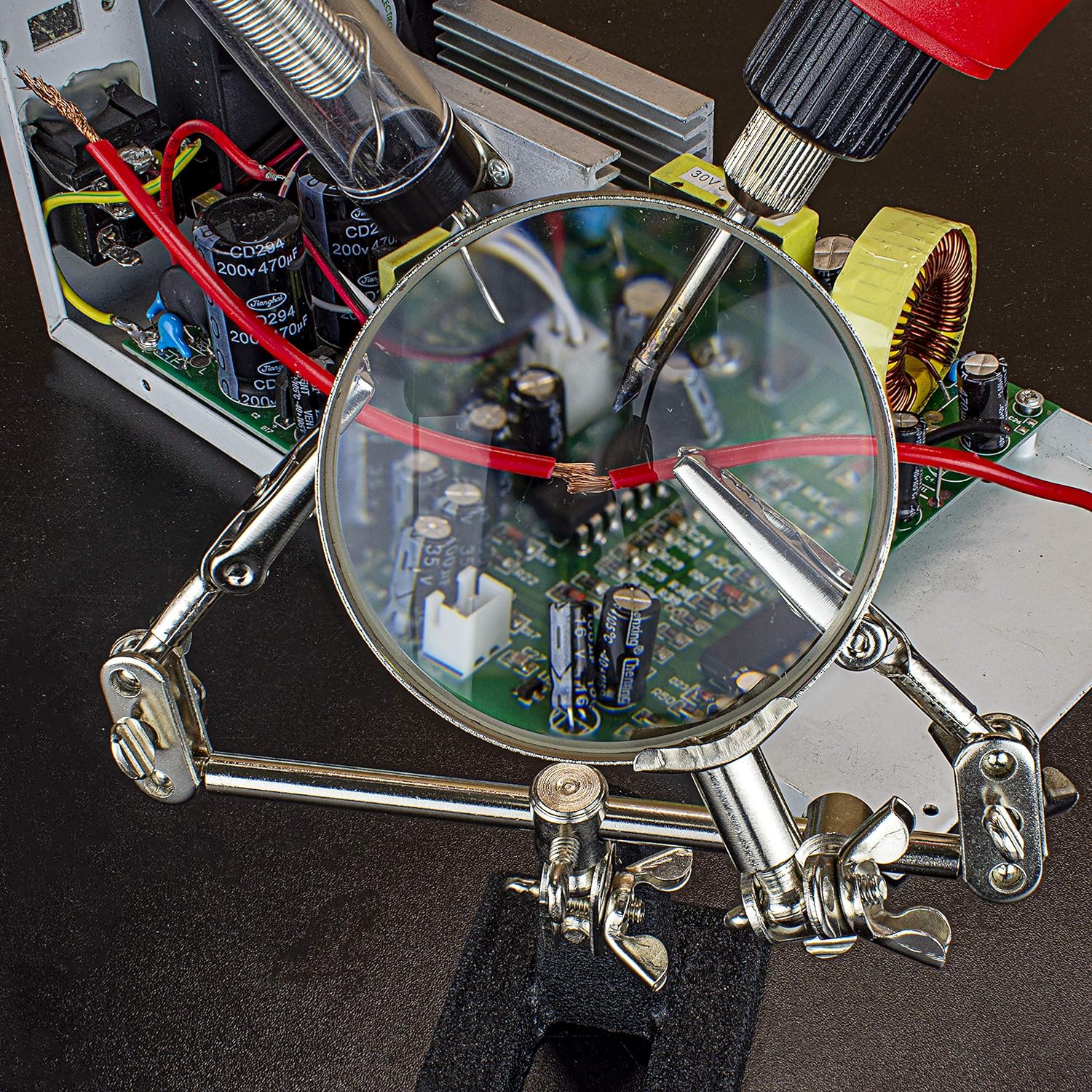 Adjustable Helping Hand with Magnifying Glass, Third Hand Solder Aid