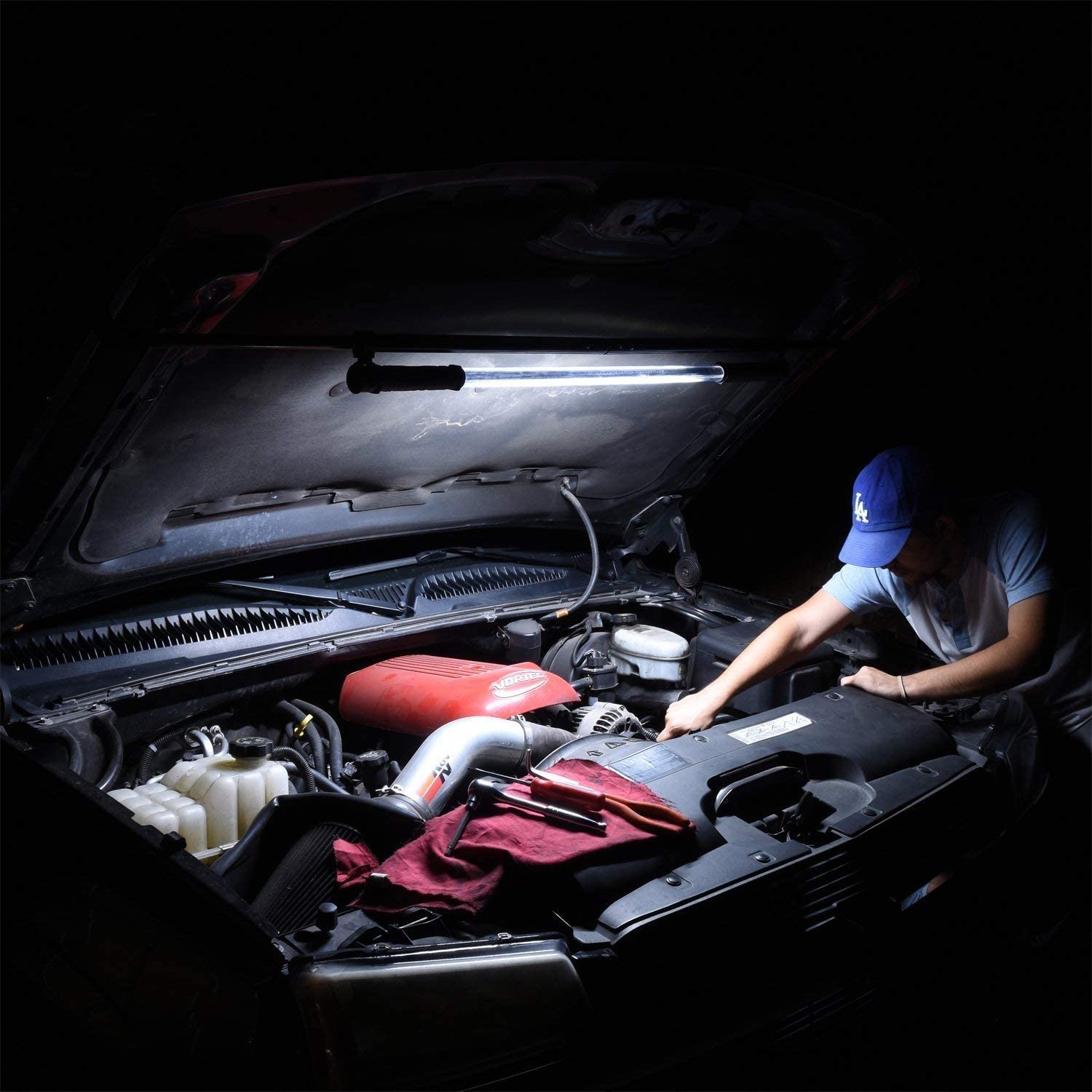 Rechargeable Cordless Underhood Work Light — 202 SMD LED, 1,200 Lumens Max
