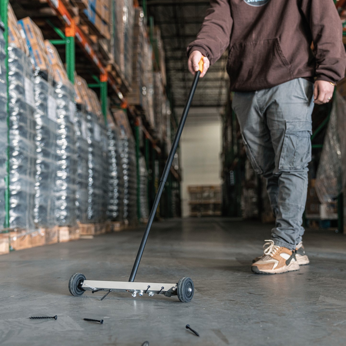 17” Mini Magnetic Sweeper – Lightweight Rolling Design, 10 lb Pickup Capacity