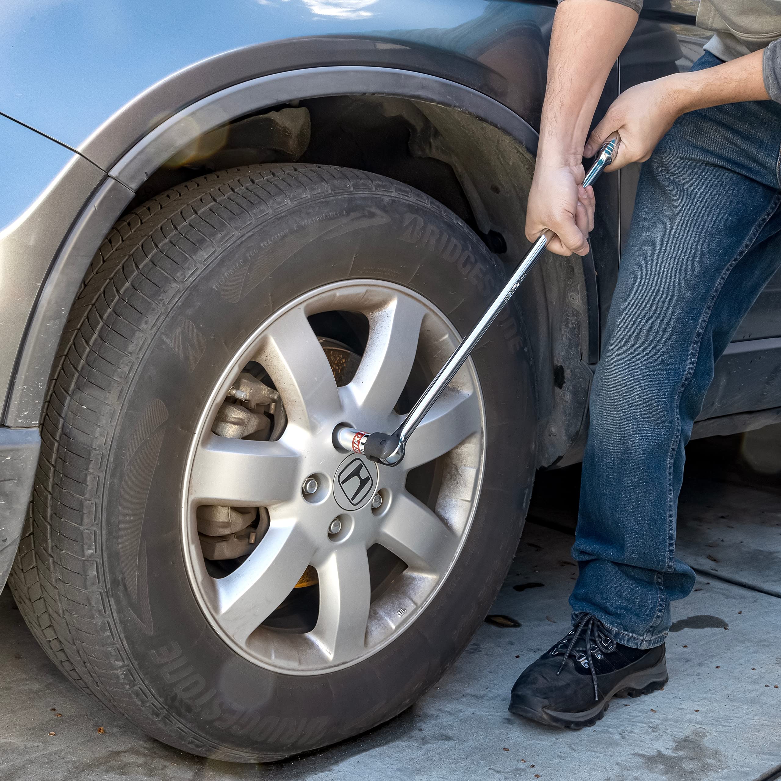 Neiko 02479A 1/2 Inch-Drive Colored Mechanics Tool Ratchet, Socket