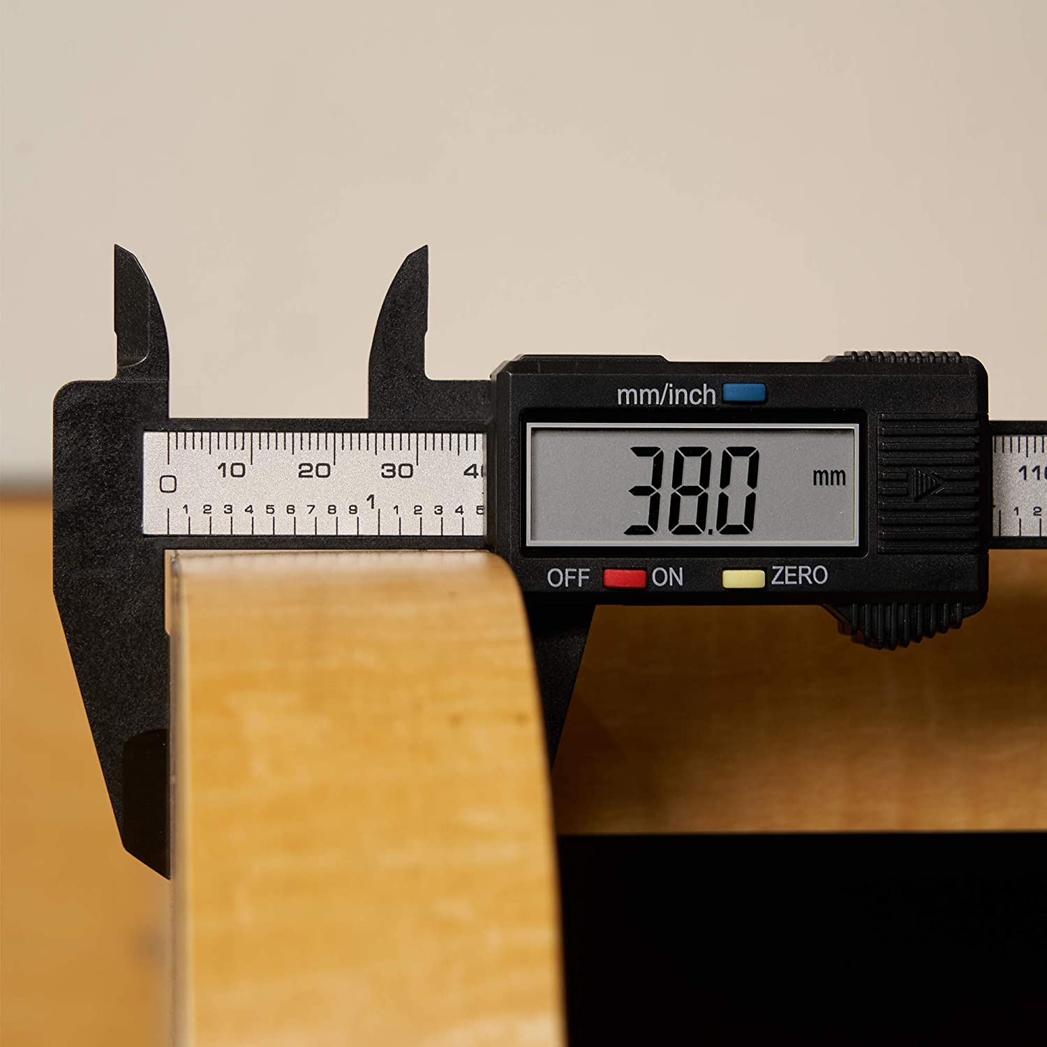 6" Digital Caliper — Budget Electronic Measuring Tool, 0–6" / 0–150 mm