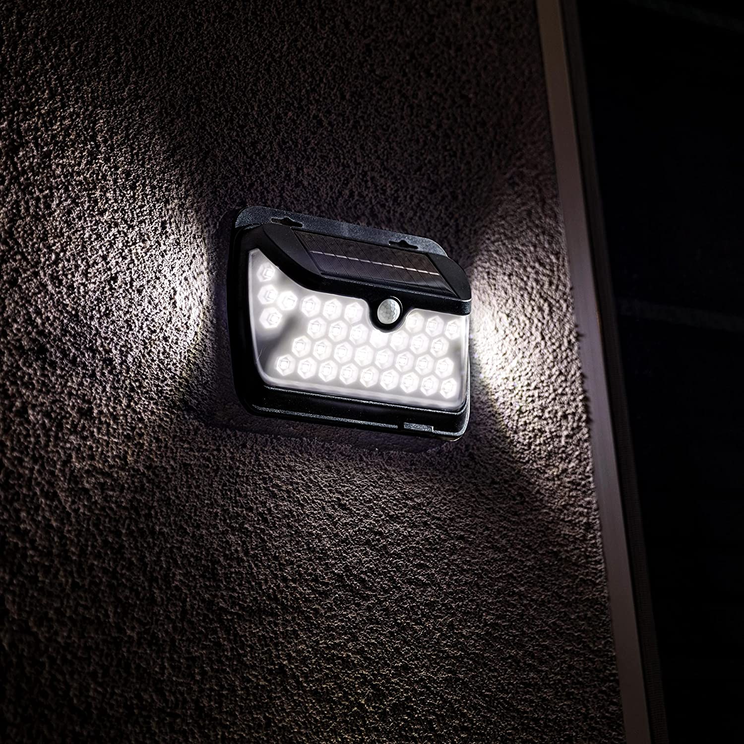 Outside Solar Light with Motion Sensor, Outdoor Light with Super Bright Wide Angle Solar Light LED, Waterproof Flood Light, Solar Security Lights